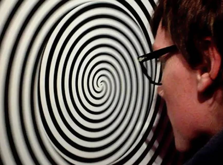 Гипнолог - гипноз Минск - Россия - ОАЭ - Тайланд